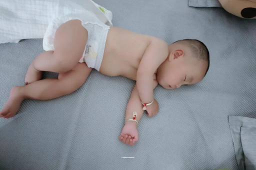 枝江宝宝口水多怎么回事